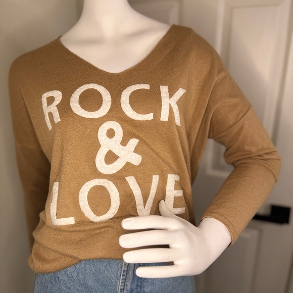 Venti6Tan 'Rock & Love' Long Sleeve Top - Picture 3 of 9